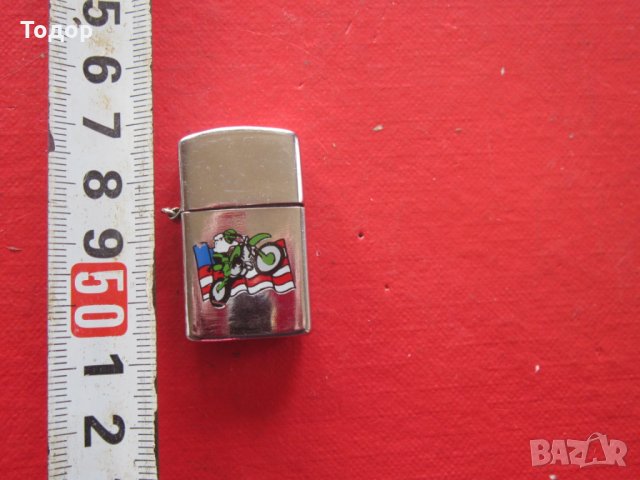 Стара бензинова запалка миньон