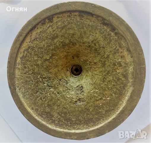 Стар масивен свещник, 20см , снимка 3 - Антикварни и старинни предмети - 32209913