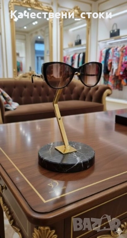 Оригинални слънчеви дамски очила Roberto Cavalli