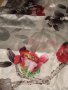 Копринен шал с флорални мотиви, снимка 1 - Шапки - 32940727