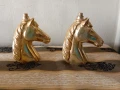 Две статуетки,обкови,надстройки конска глава, снимка 1