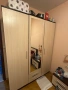 Продавам трикрилен гардероб, спалня и скрин, снимка 1