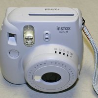 Фотоапарат за моментни снимки Instax Mini 9, снимка 2 - Фотоапарати - 39947426