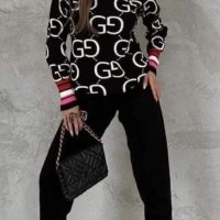 Дамски пуловер Gucci, снимка 2 - Блузи с дълъг ръкав и пуловери - 43364373