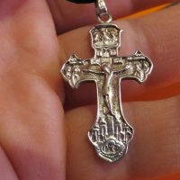 Старинен сребърен православен кръст разпятие с Исус, на гърба Архангел Михайл  и надписи, снимка 1 - Колиета, медальони, синджири - 37536869