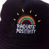 Шапка идиотка "radiate positivity" , снимка 2 - Шапки - 33466704