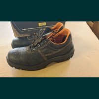 работни обувки с предпазно бомбе, снимка 4 - Други - 43658676