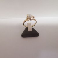 Златен пръстен с бяла перла , снимка 3 - Пръстени - 34678377