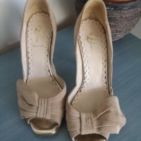 Обувки на ток -от Естествен велур, снимка 1 - Дамски обувки на ток - 38394218