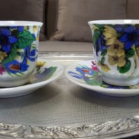 Английски чаши за чай или кафе. Унгарски к-т чаши., снимка 1 - Сервизи - 38526313