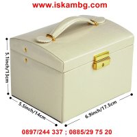 Кутия- куфар за съхранение на бижута с три отделения и огледало, снимка 14 - Други - 26932061