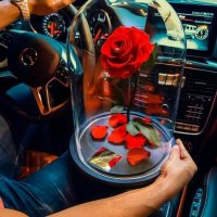 роза в стъкленица , снимка 1 - Романтични подаръци - 43262217