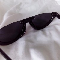 Ретро слънчеви очила с полукръгла рамка тип котешко око, снимка 5 - Слънчеви и диоптрични очила - 33472325