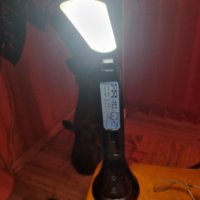 Сензорна настолна лампа, снимка 1 - Лед осветление - 43193333