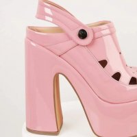Розови обувки/сандали , снимка 3 - Дамски обувки на ток - 40010318