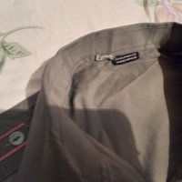 Военни ризи с пагони и военно палто-ретро, снимка 1 - Други ценни предмети - 38055401
