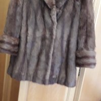 Кожено палто от лемур, снимка 1 - Палта, манта - 26773014