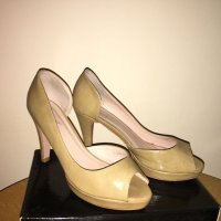 ЧИСТО НОВИ Елегантни обувки на ток, снимка 1 - Дамски обувки на ток - 28424556