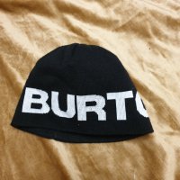 Оригинална зимна шапка  на BURTON, снимка 4 - Шапки - 39595460