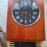 Стенен часовник Янтар , снимка 1 - Стенни часовници - 40310156