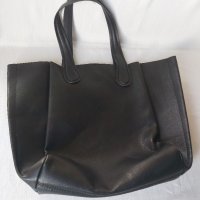 Оригинална елегантна кожена чанта ZARA, снимка 1 - Чанти - 40835799