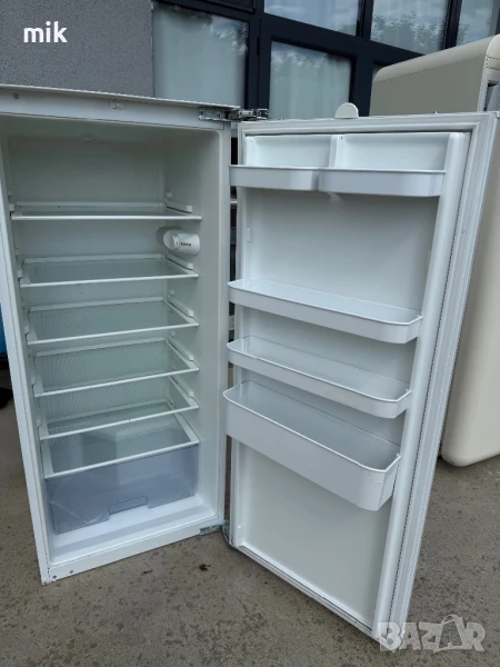 Хладилник Bosch 122 см , снимка 1