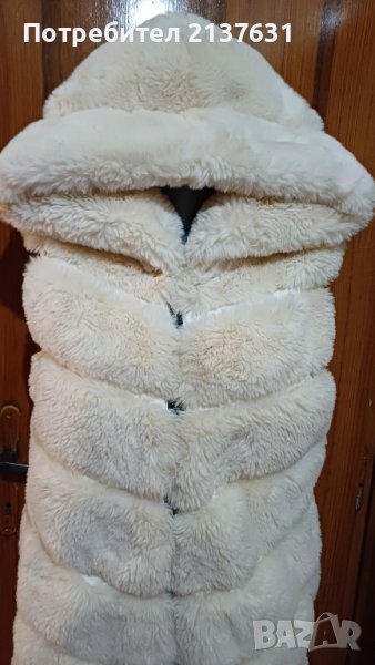 ДАМСКИ ПУХЕН  БЯЛ  ЕЛЕК с КАЧУЛКА  , снимка 1