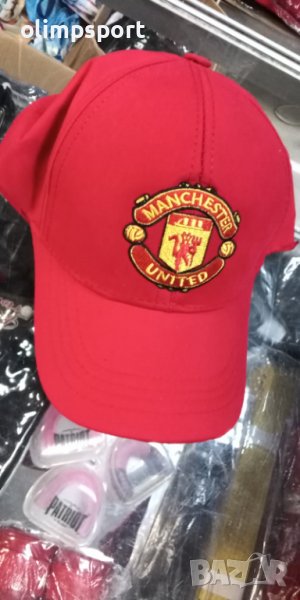 шапка с козирка Manchester United нова, снимка 1