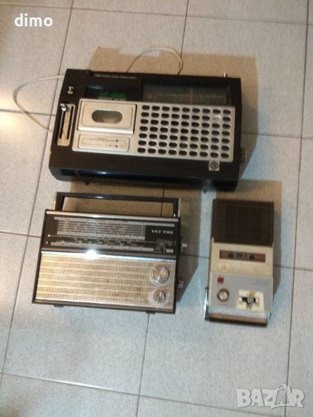 Стари ретро касеофони и радиа, снимка 1