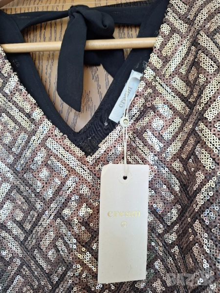 Нов топ с пайети , снимка 1