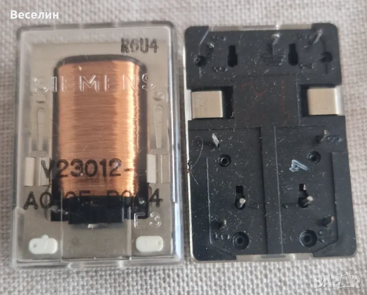 Реле електромагнитно Сименс V23012-A2102-B004, снимка 1