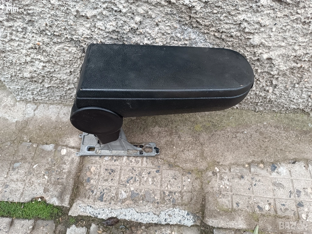 подлакътник пасат б5, снимка 1