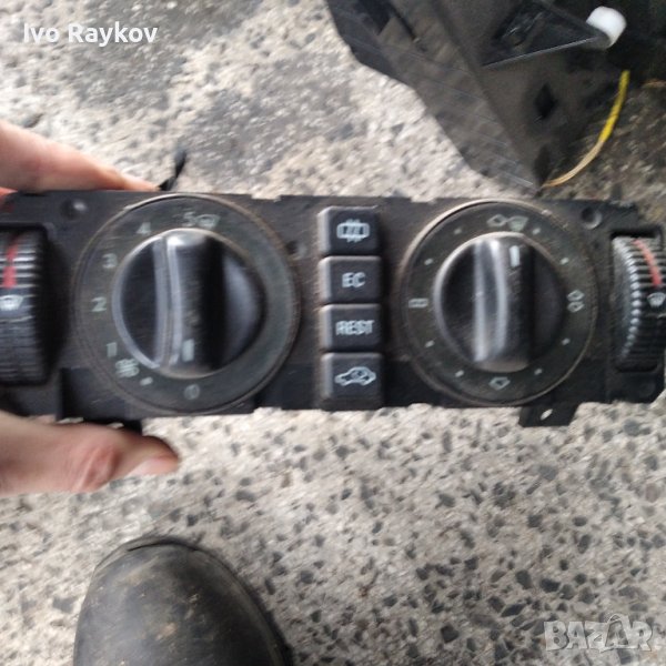 Панел климатик за Mercedes C-class W202 (1993-2000) 2028300685, снимка 1