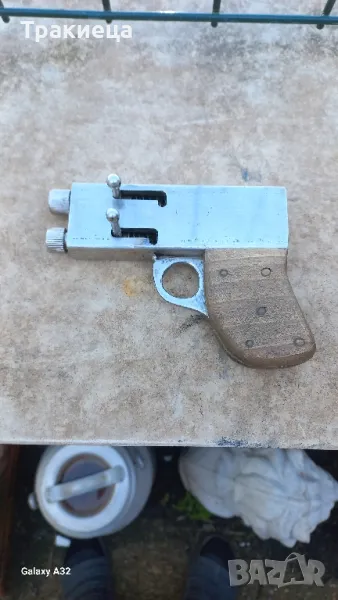 ПИСТОЛЕТ ПИЩОВ ОСА КАПЗОВ ПЛЮКАЛО СВАТБАРСКИ, снимка 1