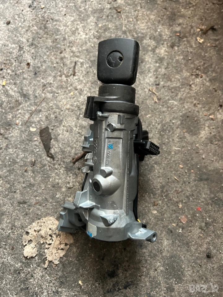 контактен ключ VW Golf 5 Touran Passat Caddy Seat Altea Leon Audi A3 Skoda 1K0905865, снимка 1