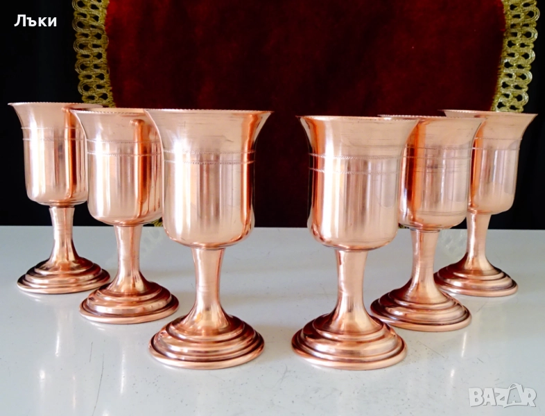 Медни чаши за ракия,чиста червена мед,на столче. , снимка 1