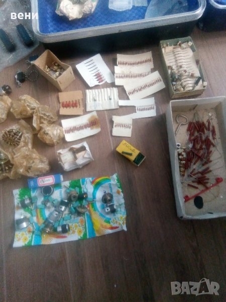 електронни елементи , снимка 1