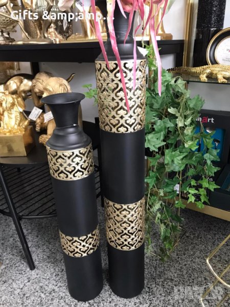 Метални вази в черно и златно, снимка 1