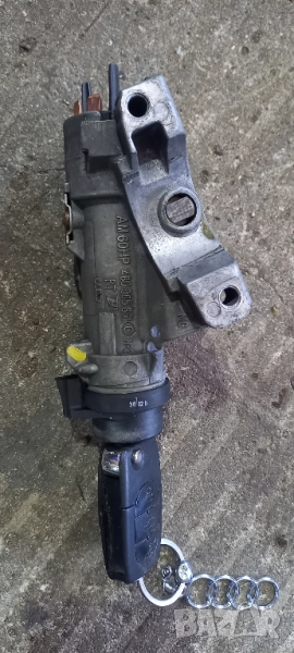 Контактен ключ Audi A4 B6, снимка 1