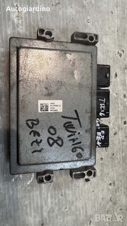 Компютър за двигател / ECU / Моторен компютър за Renault Twingo - 8200774747 / 8200700695 / S1202001, снимка 1