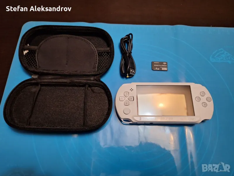 PSP E1000 бяло - рядко - колекционерско, снимка 1