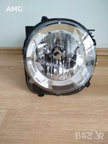 Десен фар за Jeep Renegade / Джийп Ренегад, снимка 2 - Части - 53482275