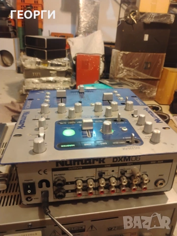 Перфектен NUMARK DXM06 Цифров миксер DJ музика, снимка 2 - Ресийвъри, усилватели, смесителни пултове - 53068263