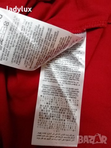 GUESS, Оригинална Тениска, Размер S. Код 2073, снимка 9 - Тениски - 43258566