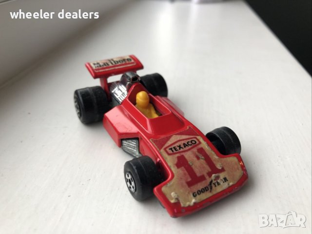 Метална количка MatchboxFormula 5000 Marlboro Version в мащаб 1:58, снимка 2 - Колекции - 39835411