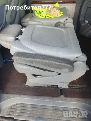 Седалка за Мерцедес витоw639 , снимка 4 - Аксесоари и консумативи - 51543443