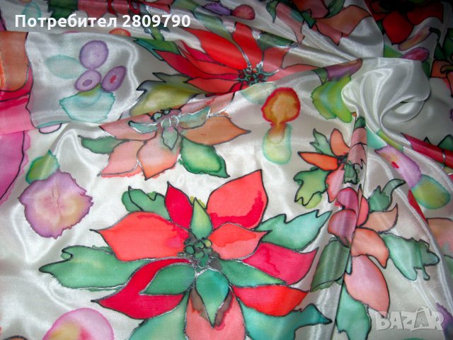 Чудесен шал от естествена коприна Коледна звезда / Wonderful shawl of natural silk Christmas star, снимка 8 - Шалове - 35278098