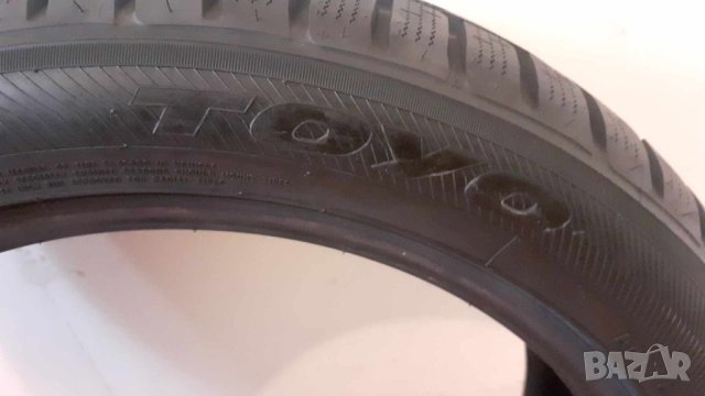 Зимни гуми TOYO 215/50 R18 92V, снимка 4 - Гуми и джанти - 42989588
