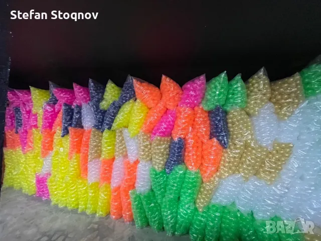 цветни пласмасови топки, снимка 1