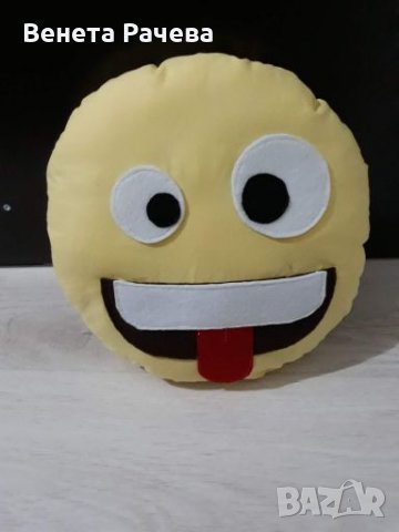 Емотикон-възглавница, снимка 3 - Декорация за дома - 26601086